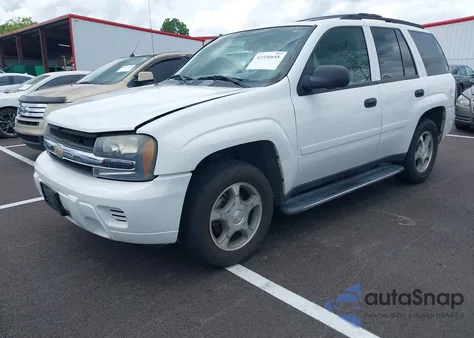 2007 Chevrolet Trailblazer Ls from USA, damaged, VIN 1GNDT13S172118320